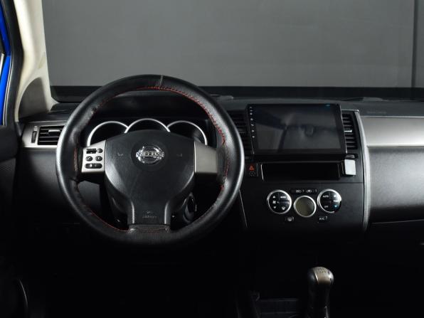 Nissan Tiida I с пробегом 2008 года, цена 599 999 рублей, 302248 км, седан, Автокод Объявления
