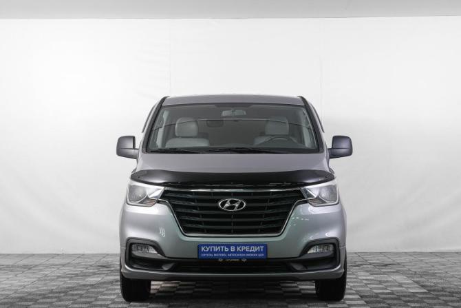 Hyundai Grand Starex I Рестайлинг 2 с пробегом 2018 года, цена 3 429 000 рублей, 118000 км, минивэн, Автокод Объявления