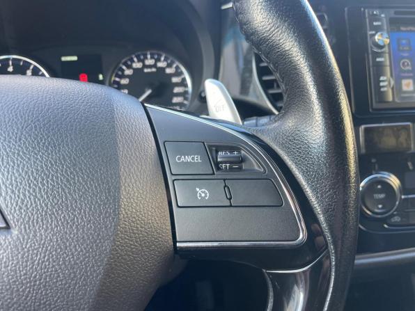 Mitsubishi Outlander III Рестайлинг 2 с пробегом 2015 года, цена 1 699 000 рублей, 128000 км, внедорожник, Автокод Объявления