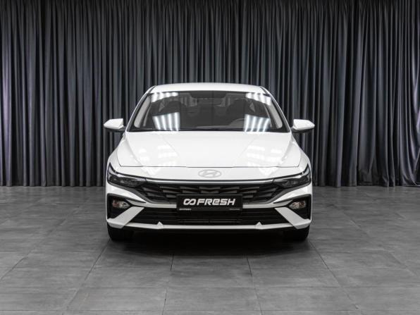 Hyundai Elantra VII (CN7) Рестайлинг с пробегом 2024 года, цена 2 615 000 рублей, 1081 км, седан, Автокод Объявления