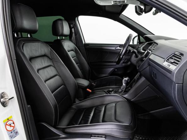 Volkswagen Tiguan II Рестайлинг с пробегом 2021 года, цена 3 199 000 рублей, 150327 км, внедорожник, Автокод Объявления