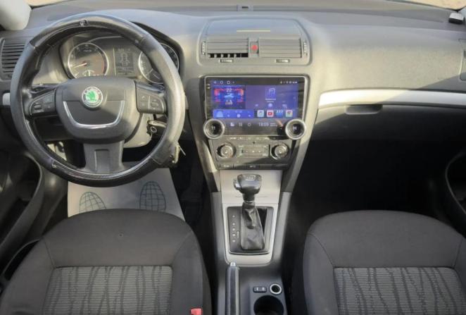 Skoda Octavia II (A5) Рестайлинг с пробегом 2011 года, цена 710 000 рублей, 205299 км, лифтбек, Автокод Объявления