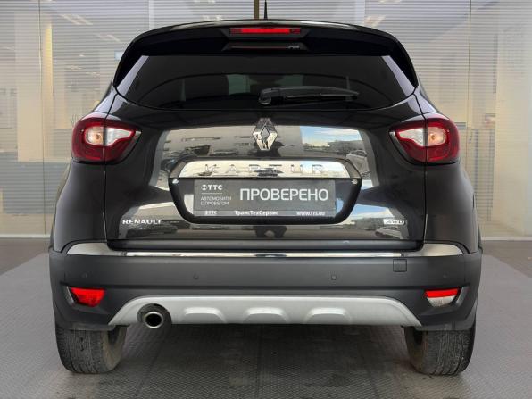 Renault Kaptur I с пробегом 2018 года, цена 1 499 000 рублей, 141000 км, внедорожник, Автокод Объявления