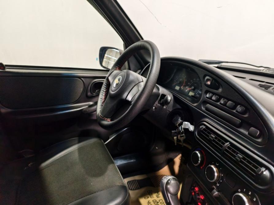 Chevrolet Niva I Рестайлинг Курск  - изображение 6