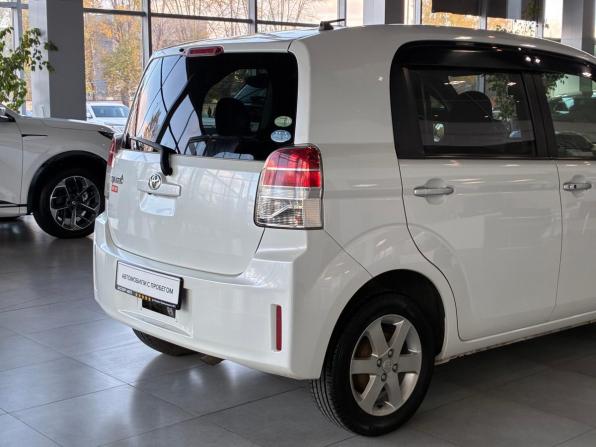 Toyota Spade с пробегом 2016 года, цена 899 000 рублей, 120371 км, минивэн, Автокод Объявления