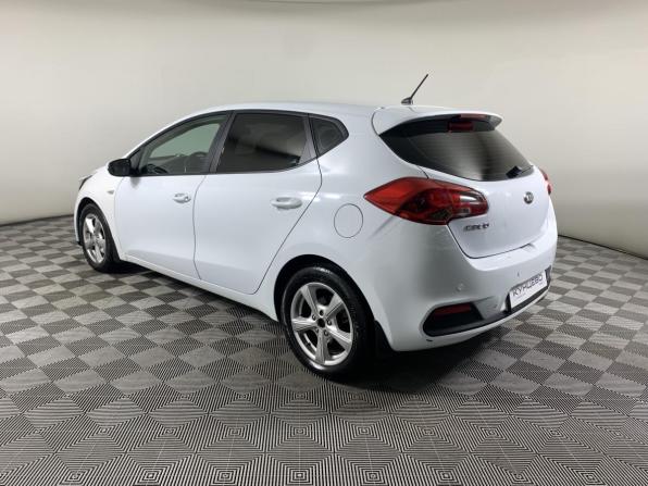 Kia Ceed II с пробегом 2014 года, цена 1 020 000 рублей, 121790 км, универсал, Автокод Объявления