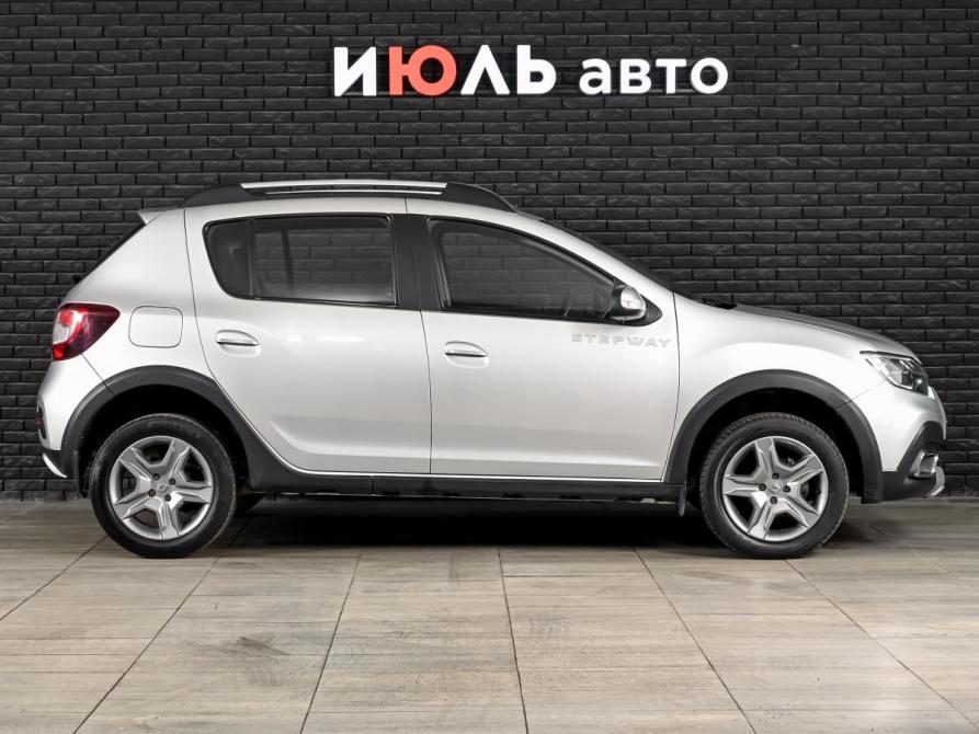 Renault Sandero II Рестайлинг Екатеринбург  - изображение 9
