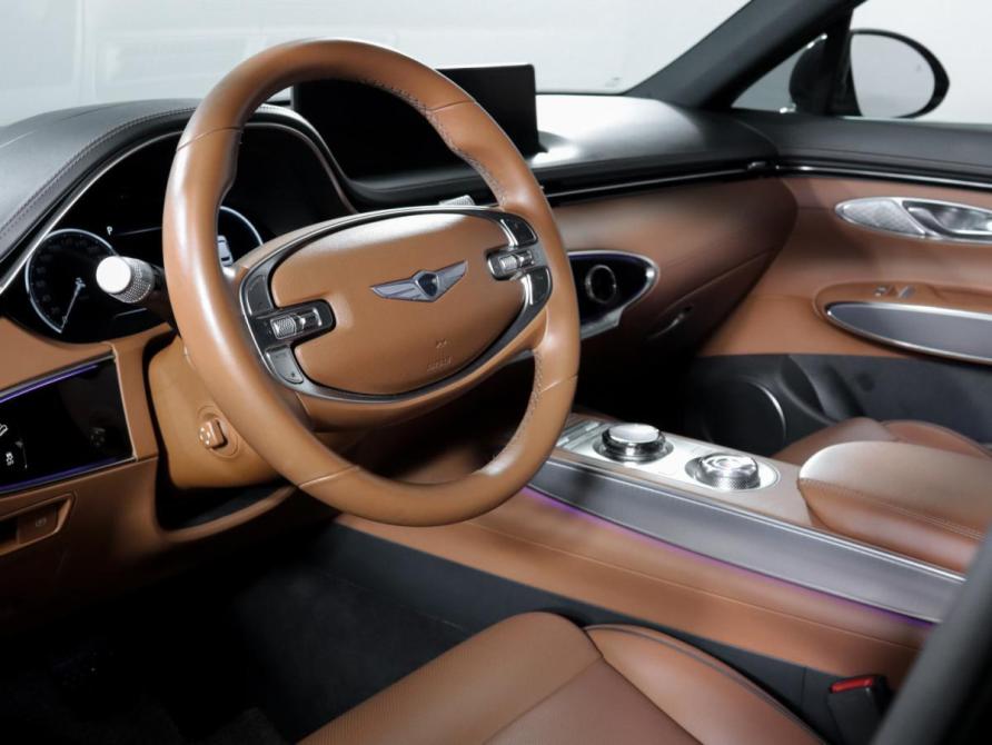 Genesis GV70 I Москва  - изображение 15