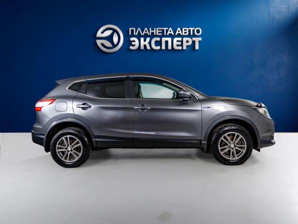 Nissan Qashqai II с пробегом 2015 года, цена 1 650 000 рублей, 80964 км, внедорожник, Автокод Объявления