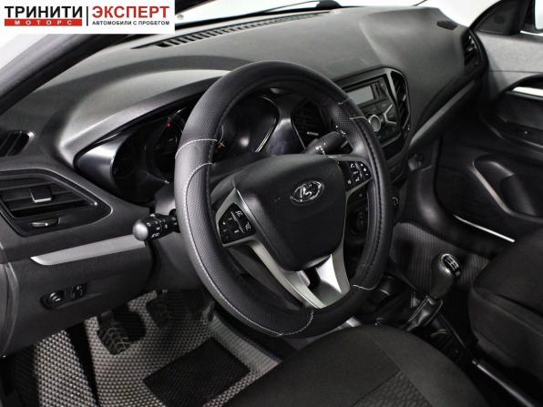 Lada (ВАЗ) Vesta I с пробегом 2018 года, цена 847 000 рублей, 160170 км, седан, Автокод Объявления