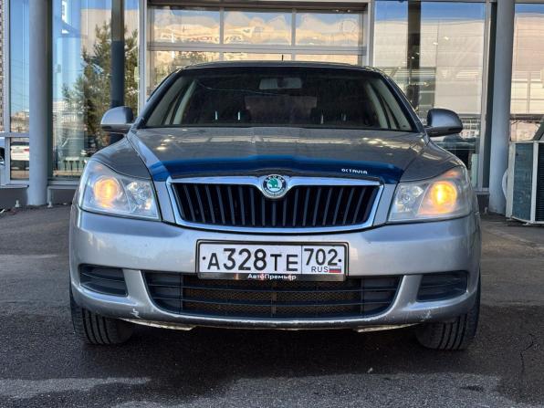 Skoda Octavia II (A5) Рестайлинг с пробегом 2011 года, цена 530 000 рублей, 270000 км, лифтбек, Автокод Объявления