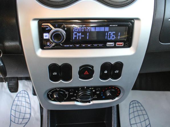 Renault Sandero I с пробегом 2014 года, цена 700 000 рублей, 110439 км, хэтчбек, Автокод Объявления