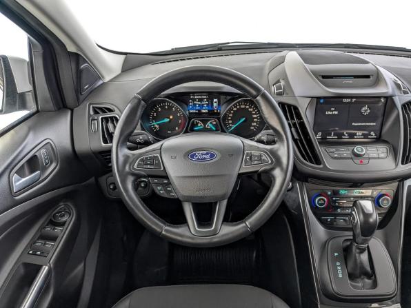 Ford Kuga II Рестайлинг с пробегом 2019 года, цена 1 870 000 рублей, 106318 км, внедорожник, Автокод Объявления