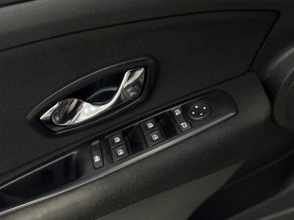 Renault Megane III Рестайлинг 2 с пробегом 2014 года, цена 799 000 рублей, 188000 км, хэтчбек, Автокод Объявления