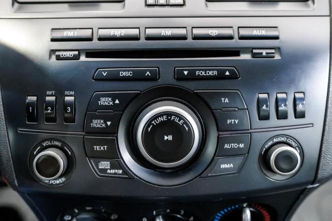 Mazda 3 II (BL) Рестайлинг с пробегом 2012 года, цена 768 000 рублей, 211422 км, седан, Автокод Объявления