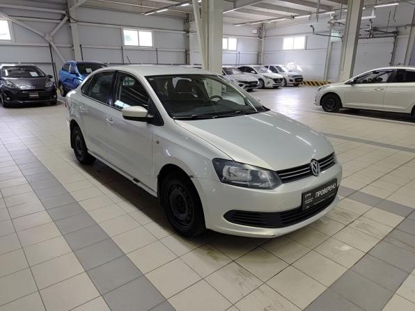 Volkswagen Polo V с пробегом 2013 года, цена 500 000 рублей, 290916 км, седан, Автокод Объявления