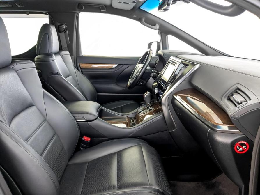Toyota Alphard III Москва  - изображение 25