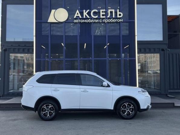 Mitsubishi Outlander III Рестайлинг с пробегом 2014 года, цена 1 499 000 рублей, 145000 км, внедорожник, Автокод Объявления