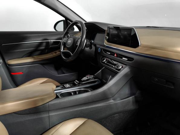 Hyundai Sonata VIII (DN8) с пробегом 2020 года, цена 2 390 000 рублей, 97328 км, седан, Автокод Объявления
