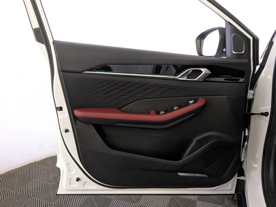 Geely Coolray I Рестайлинг Москва  - изображение 19