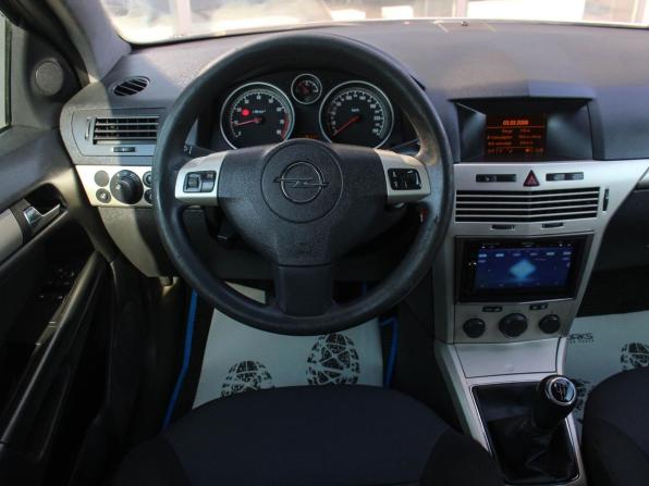 Opel Astra H Рестайлинг с пробегом 2007 года, цена 390 000 рублей, 225500 км, хэтчбек, Автокод Объявления