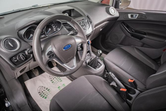 Ford Fiesta Mk6 Рестайлинг с пробегом 2015 года, цена 749 000 рублей, 137000 км, седан, Автокод Объявления