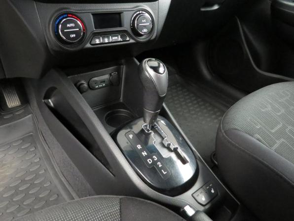 Kia Rio III с пробегом 2012 года, цена 799 000 рублей, 189900 км, седан, Автокод Объявления