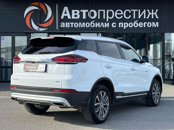 Geely Atlas Pro с пробегом 2023 года, цена 2 249 000 рублей, 61843 км, внедорожник, Автокод Объявления