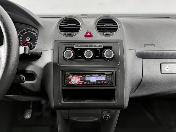 Volkswagen Caddy III Рестайлинг с пробегом 2010 года, цена 940 000 рублей, 39734 км, компактвэн, Автокод Объявления