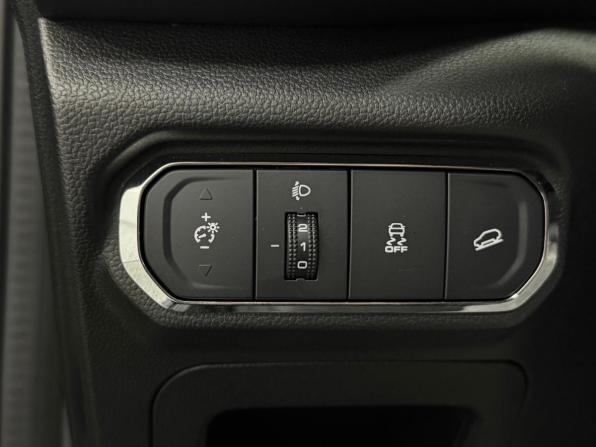 Haval Jolion I Рестайлинг с пробегом 2025 года, цена 2 199 000 рублей, 13000 км, внедорожник, Автокод Объявления