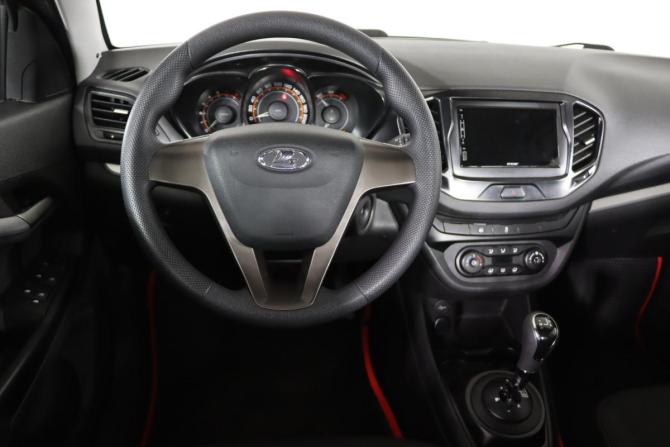 Lada (ВАЗ) Vesta I с пробегом 2017 года, цена 789 990 рублей, 74135 км, седан, Автокод Объявления