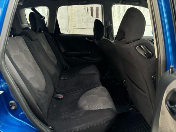 Honda Jazz I Рестайлинг с пробегом 2007 года, цена 550 000 рублей, 235154 км, хэтчбек, Автокод Объявления