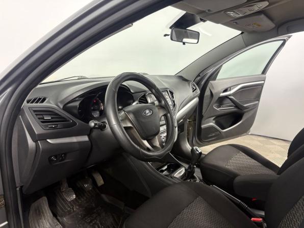 Lada (ВАЗ) Vesta I с пробегом 2018 года, цена 985 000 рублей, 74748 км, седан, Автокод Объявления