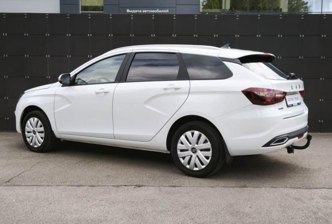 Lada (ВАЗ) Vesta I Рестайлинг (NG) с пробегом 2023 года, цена 1 325 000 рублей, 9241 км, универсал, Автокод Объявления