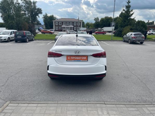 Hyundai Solaris II Рестайлинг с пробегом 2021 года, цена 1 500 000 рублей, 121514 км, седан, Автокод Объявления
