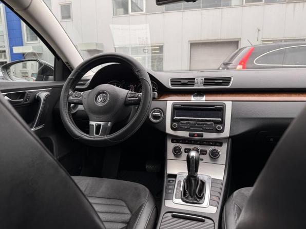 Volkswagen Passat B7 с пробегом 2012 года, цена 875 000 рублей, 259404 км, седан, Автокод Объявления
