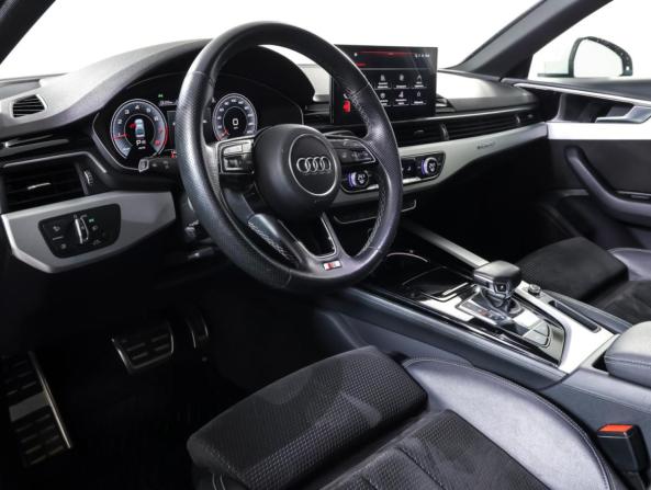 Audi A4 V (B9) Рестайлинг с пробегом 2021 года, цена 3 431 000 рублей, 142402 км, седан, Автокод Объявления