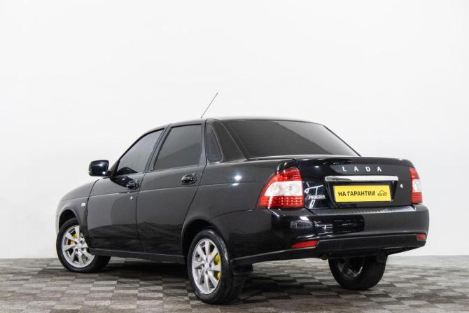 Lada (ВАЗ) Priora I Рестайлинг с пробегом 2015 года, цена 689 000 рублей, 237291 км, седан, Автокод Объявления