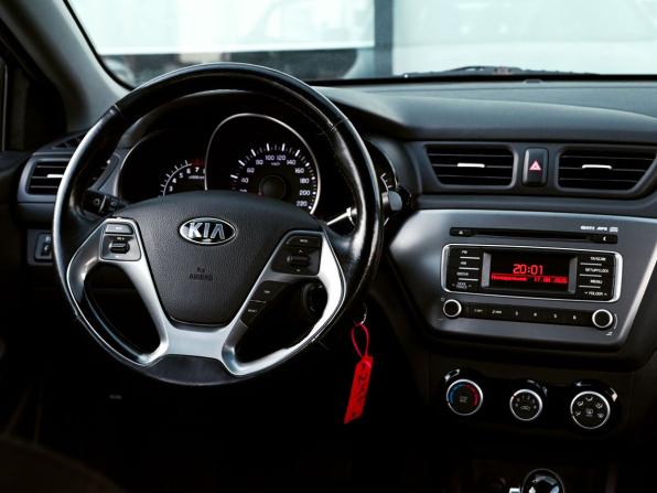 Kia Rio III Рестайлинг с пробегом 2015 года, цена 1 205 000 рублей, 115233 км, седан, Автокод Объявления