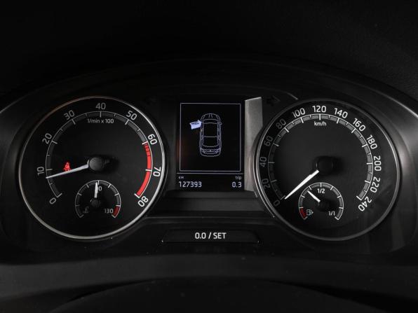 Skoda Rapid I Рестайлинг с пробегом 2018 года, цена 1 459 000 рублей, 127393 км, лифтбек, Автокод Объявления