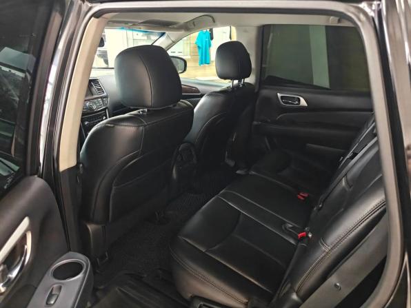 Nissan Pathfinder IV с пробегом 2015 года, цена 1 539 000 рублей, 218000 км, внедорожник, Автокод Объявления