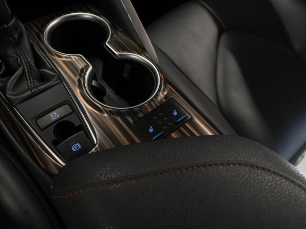 Toyota Camry VIII (XV70) с пробегом 2019 года, цена 3 090 000 рублей, 76600 км, седан, Автокод Объявления