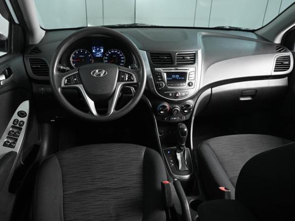 Hyundai Solaris I Рестайлинг с пробегом 2015 года, цена 1 099 000 рублей, 159067 км, седан, Автокод Объявления