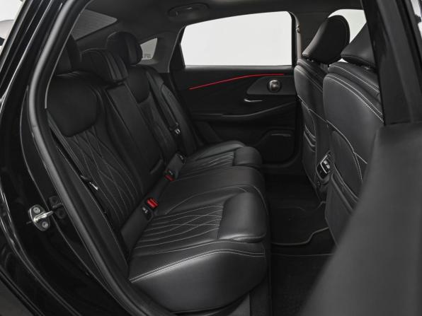 Chery Arrizo 8 с пробегом 2024 года, цена 2 249 000 рублей, 31393 км, седан, Автокод Объявления