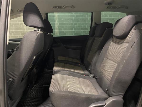 Volkswagen Sharan II с пробегом 2011 года, цена 1 365 000 рублей, 144073 км, минивэн, Автокод Объявления