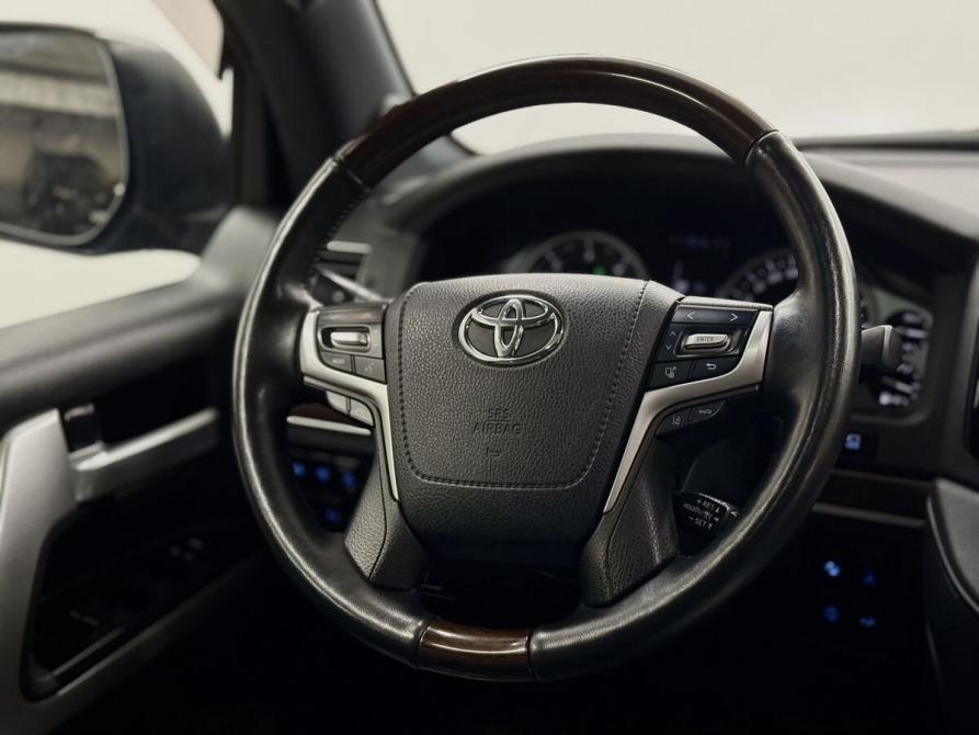 Toyota Land Cruiser 200 Series Рестайлинг 2 Вологда  - изображение 24