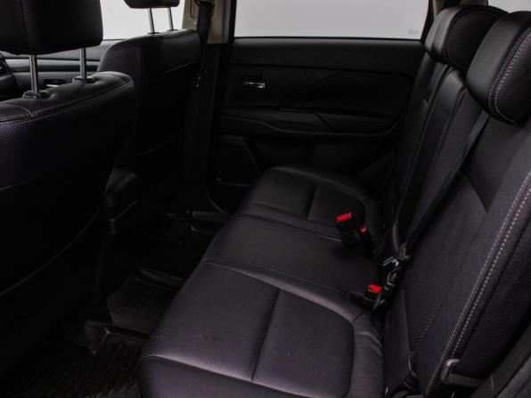 Mitsubishi Outlander III Рестайлинг 2 с пробегом 2018 года, цена 2 195 000 рублей, 135084 км, внедорожник, Автокод Объявления
