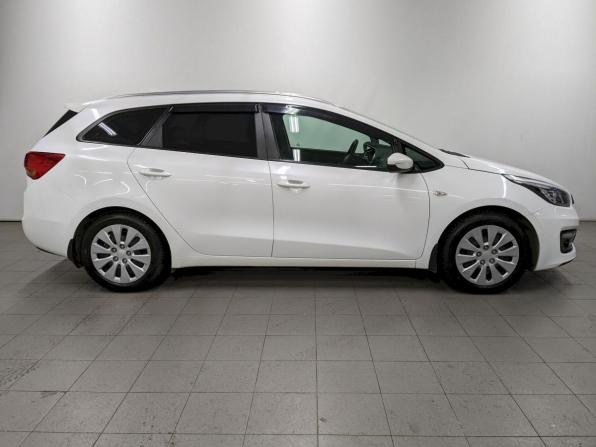 Kia Ceed II Рестайлинг с пробегом 2018 года, цена 1 540 000 рублей, 101355 км, универсал, Автокод Объявления