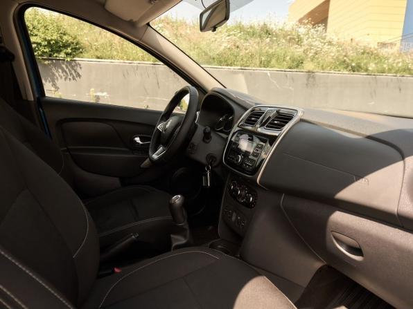 Renault Logan II Рестайлинг с пробегом 2019 года, цена 787 000 рублей, 126734 км, седан, Автокод Объявления