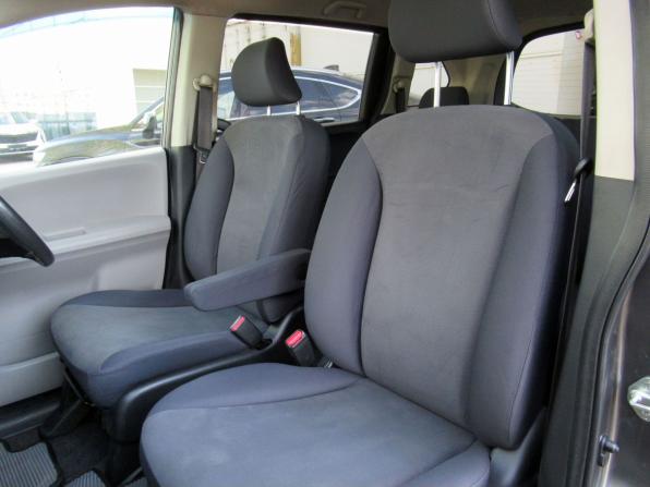 Honda Freed I с пробегом 2009 года, цена 900 000 рублей, 160087 км, компактвэн, Автокод Объявления